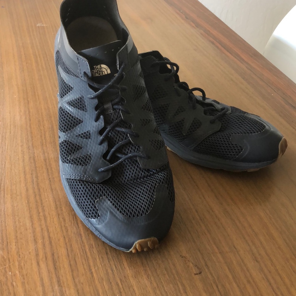 The Northface litewave flow lace